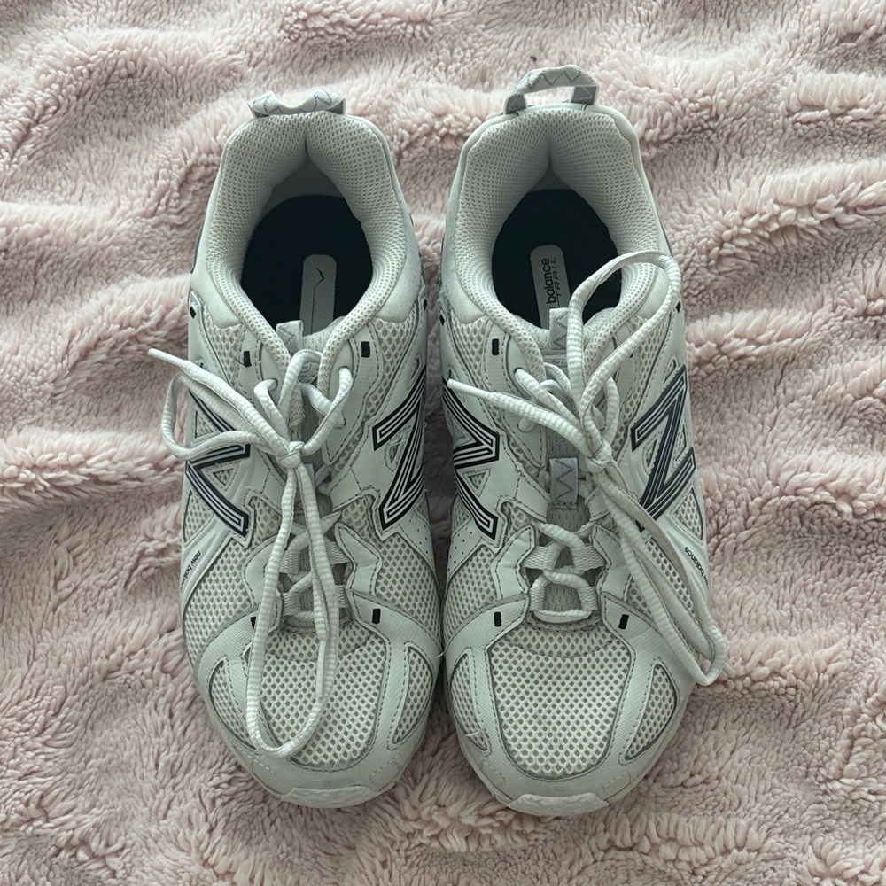 New Balance White and Gray Athletic Shoes